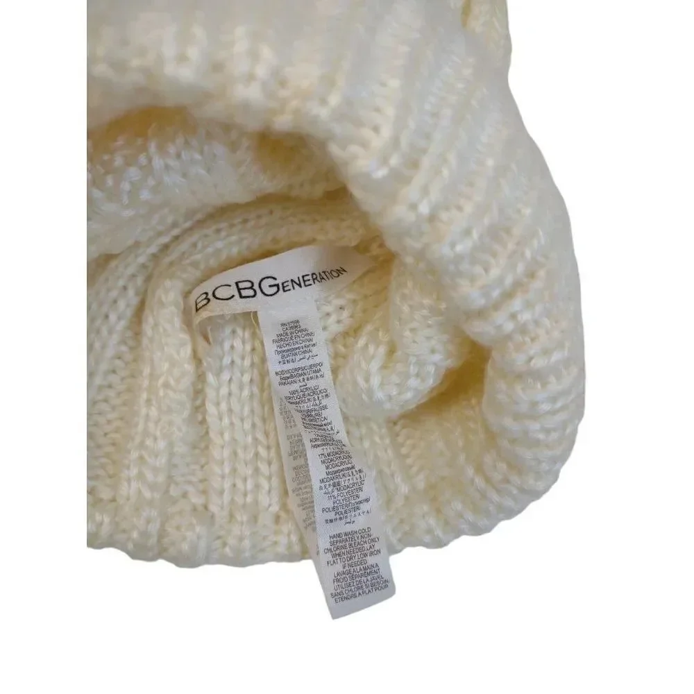 Stocking hat Pom Pom Beanie cream and tan BCBGeneration